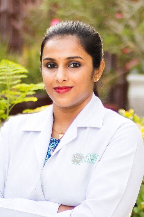 Dr-Saranya-Mayadevi-Ayurveda doctor-House of Nature Medical Center in abu dhabi