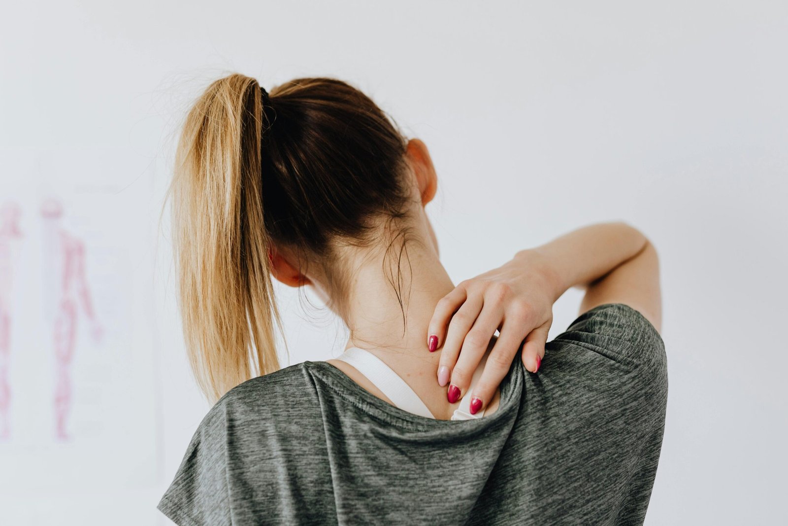 Cervical Spondylosis in abu dhabi at House of Nature