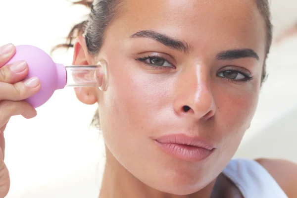 facial-cupping-house-of-nature-abu-dhabi